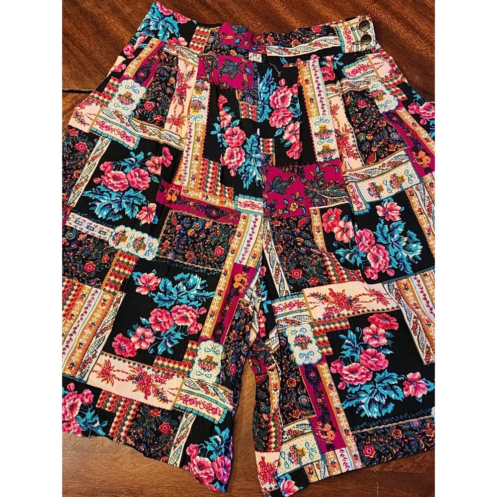 NWOT Bobbi Brooks Woman’s Size M Skort Split Skirt Floral flowers VINTAGE Y2K